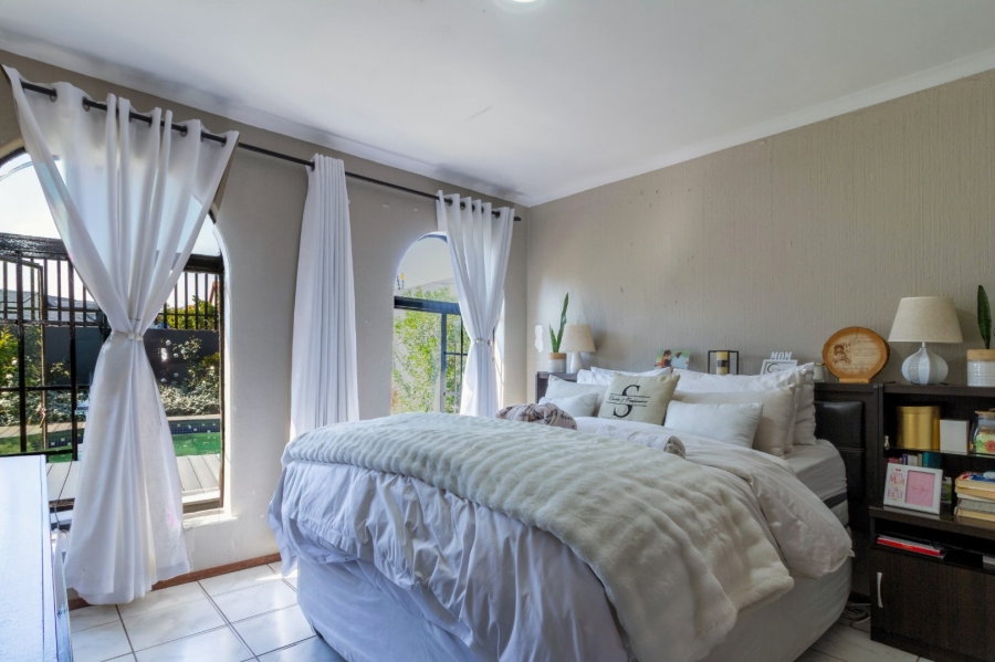 To Let 3 Bedroom Property for Rent in Northwold Gardens Gauteng