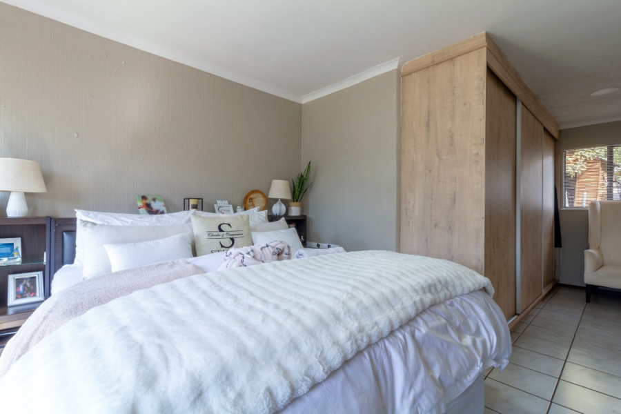 To Let 3 Bedroom Property for Rent in Northwold Gardens Gauteng