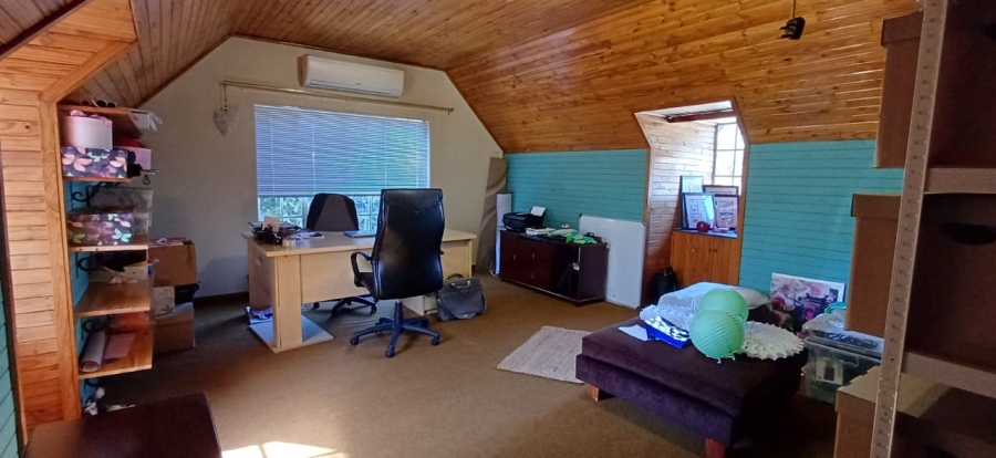5 Bedroom Property for Sale in Eldoraigne Gauteng
