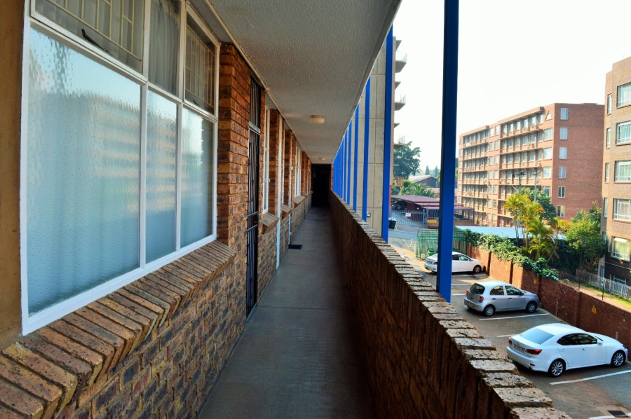 2 Bedroom Property for Sale in Wonderboom South Gauteng