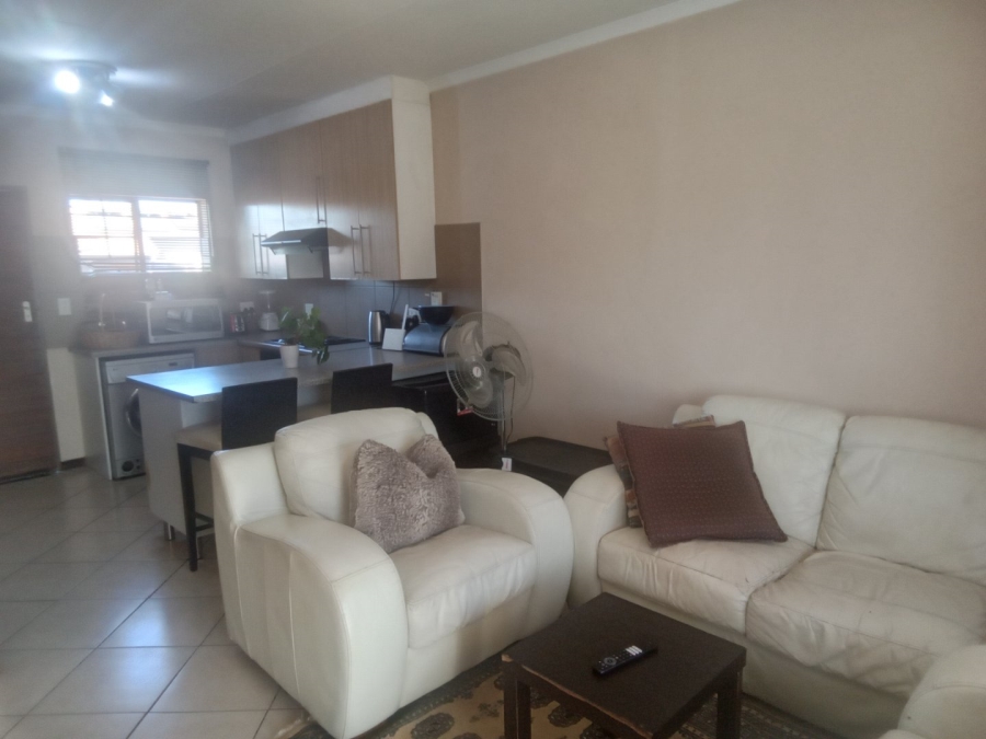 To Let 2 Bedroom Property for Rent in Noordwyk Gauteng
