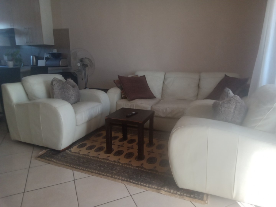 To Let 2 Bedroom Property for Rent in Noordwyk Gauteng
