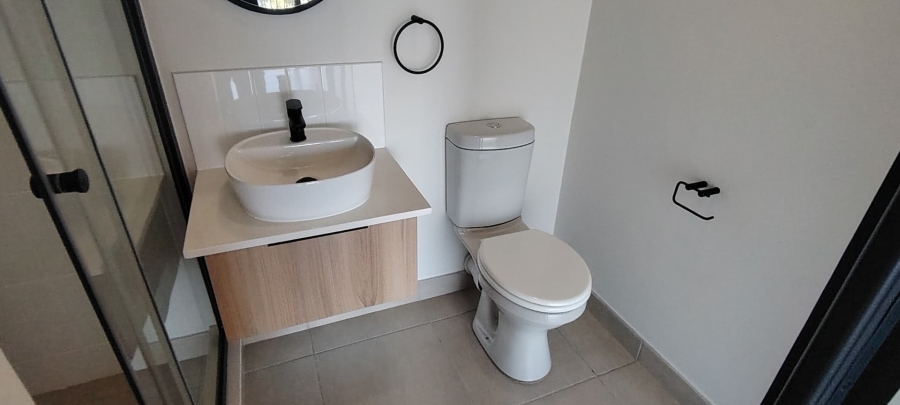 To Let 2 Bedroom Property for Rent in Mulbarton Gauteng