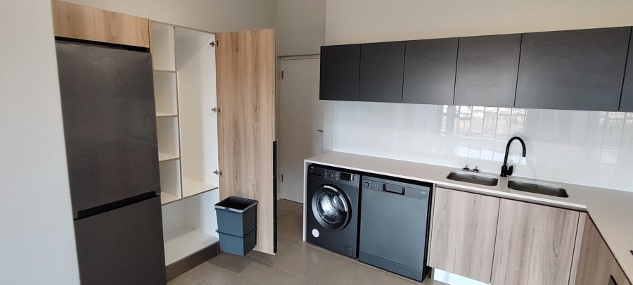 To Let 2 Bedroom Property for Rent in Mulbarton Gauteng