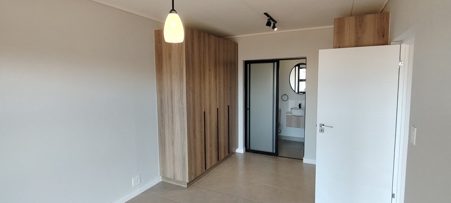 To Let 2 Bedroom Property for Rent in Mulbarton Gauteng