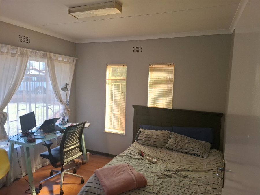 3 Bedroom Property for Sale in Birchleigh Gauteng