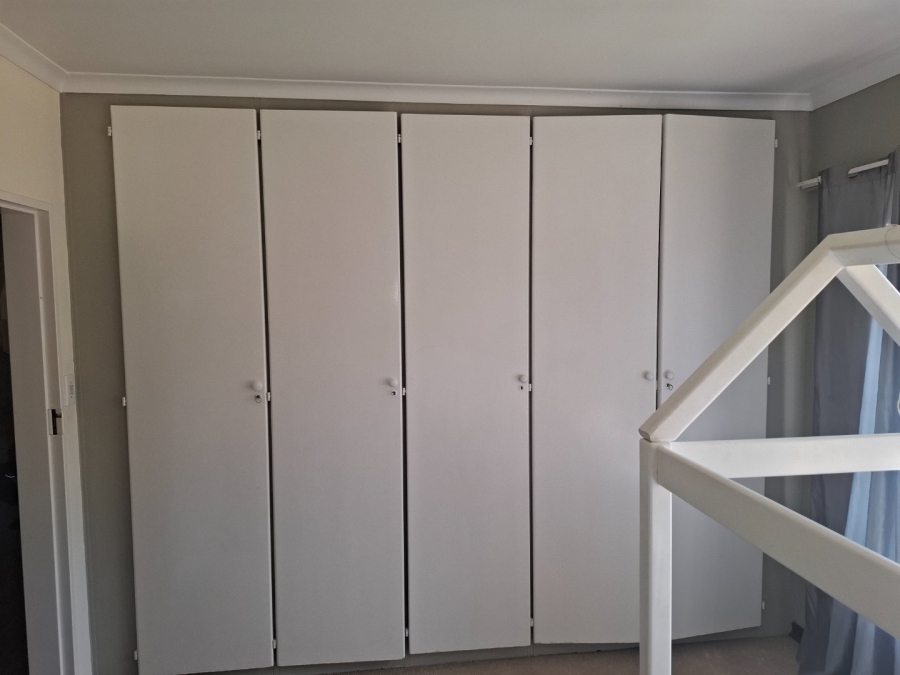 3 Bedroom Property for Sale in Birchleigh Gauteng