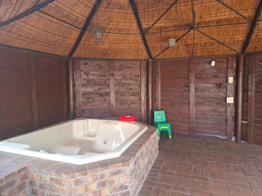 3 Bedroom Property for Sale in Birchleigh Gauteng