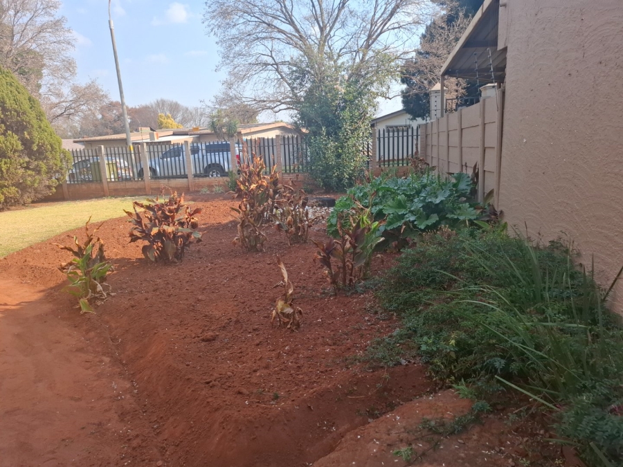 3 Bedroom Property for Sale in Birchleigh Gauteng