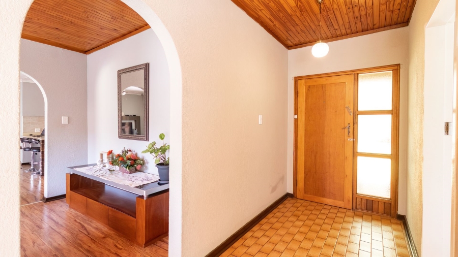 3 Bedroom Property for Sale in Birchleigh Gauteng