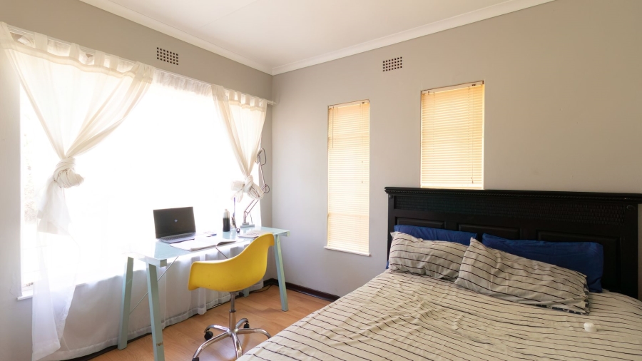 3 Bedroom Property for Sale in Birchleigh Gauteng