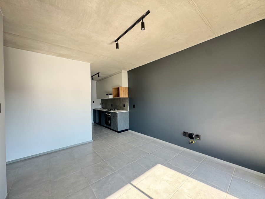 1 Bedroom Property for Sale in Waterkloof Ridge Gauteng