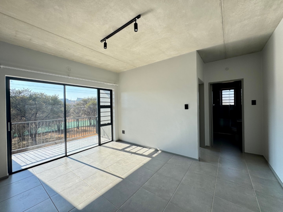 1 Bedroom Property for Sale in Waterkloof Ridge Gauteng