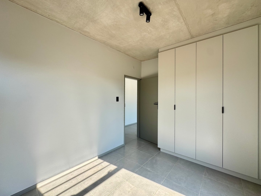 1 Bedroom Property for Sale in Waterkloof Ridge Gauteng