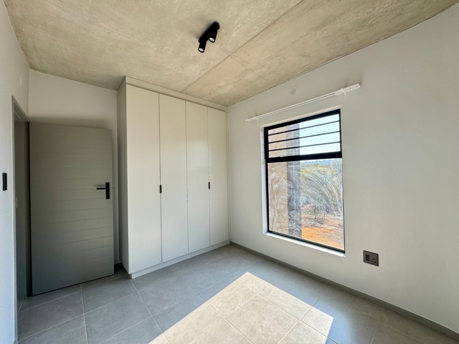 1 Bedroom Property for Sale in Waterkloof Ridge Gauteng