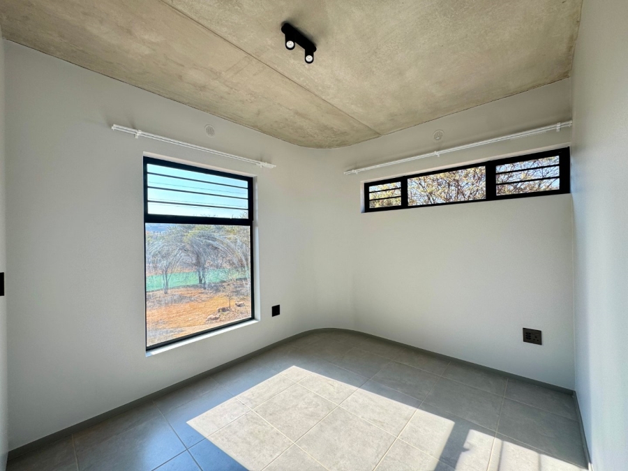 1 Bedroom Property for Sale in Waterkloof Ridge Gauteng