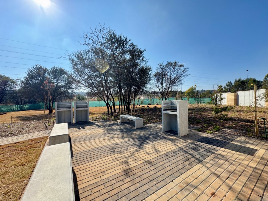 1 Bedroom Property for Sale in Waterkloof Ridge Gauteng