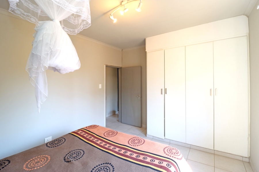 2 Bedroom Property for Sale in Noordwyk Gauteng