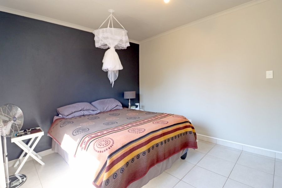 2 Bedroom Property for Sale in Noordwyk Gauteng