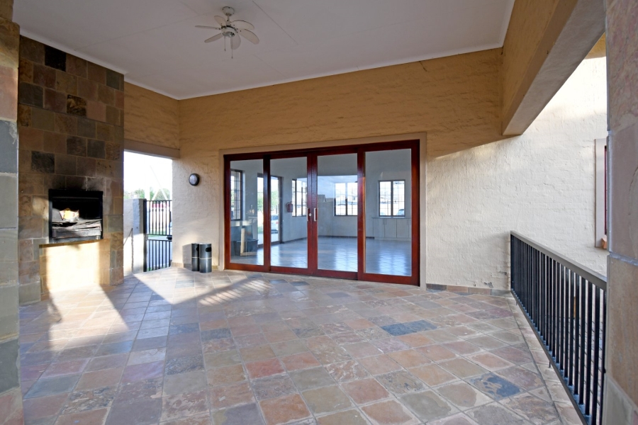 2 Bedroom Property for Sale in Noordwyk Gauteng