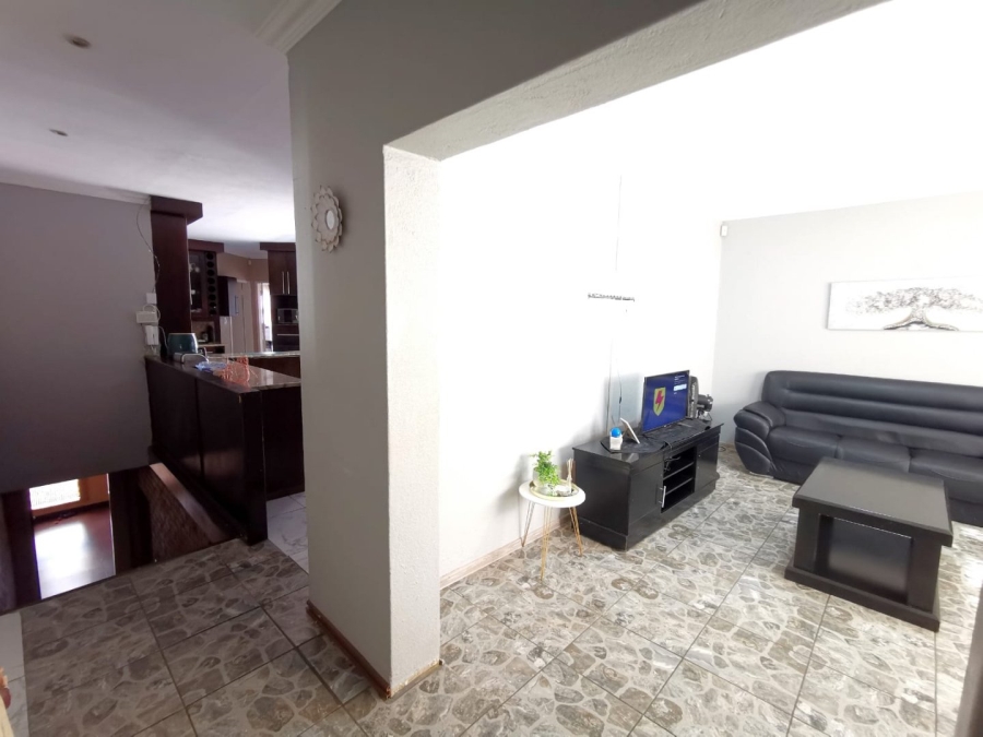 3 Bedroom Property for Sale in Kibler Park Gauteng