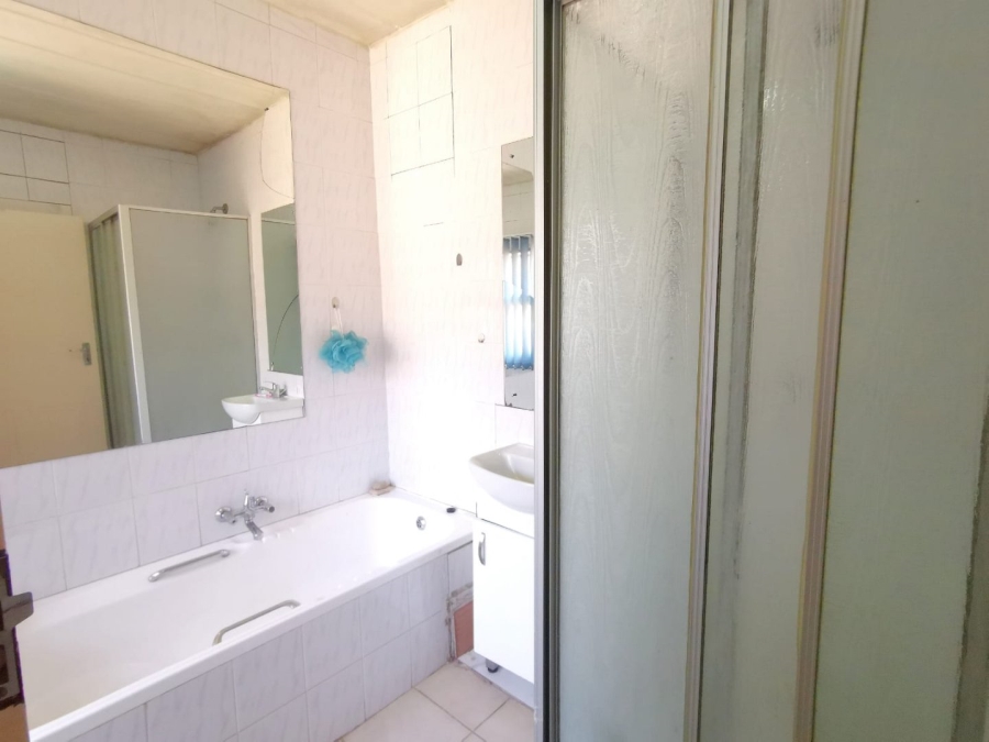 3 Bedroom Property for Sale in Kibler Park Gauteng