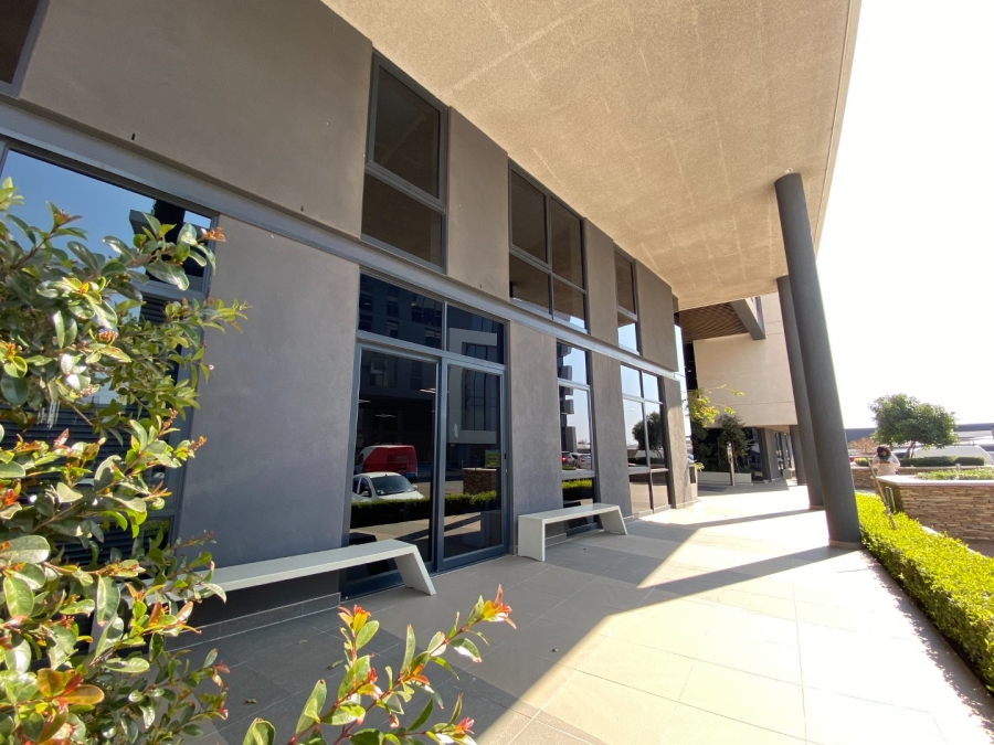 To Let commercial Property for Rent in Vorna Valley Gauteng