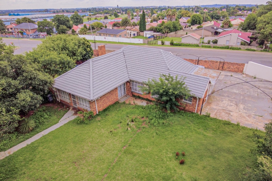 4 Bedroom Property for Sale in Lilianton Gauteng
