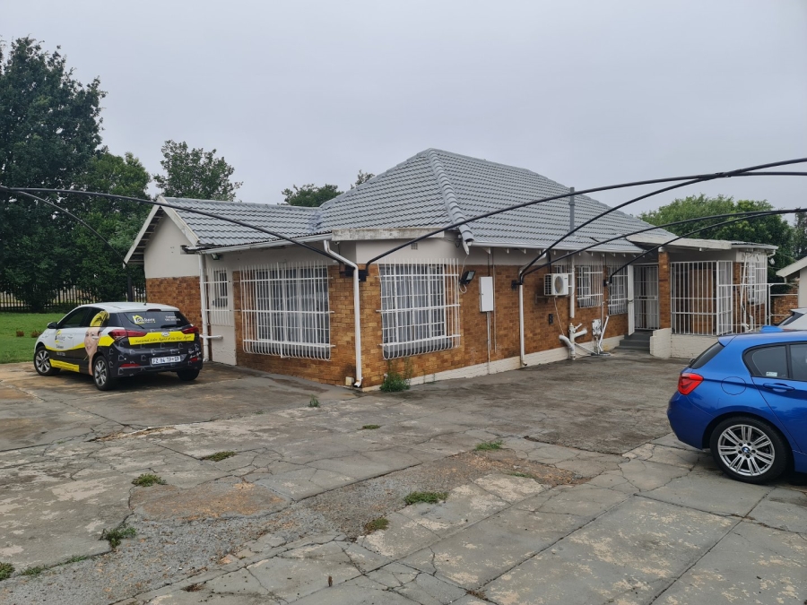 4 Bedroom Property for Sale in Lilianton Gauteng