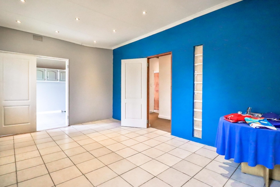 4 Bedroom Property for Sale in Lilianton Gauteng