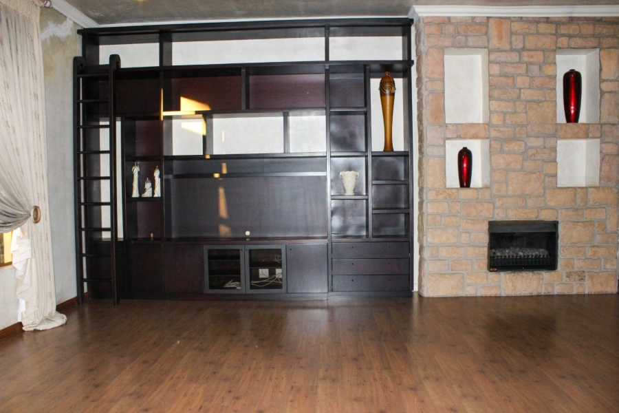 3 Bedroom Property for Sale in Eldoraigne Gauteng