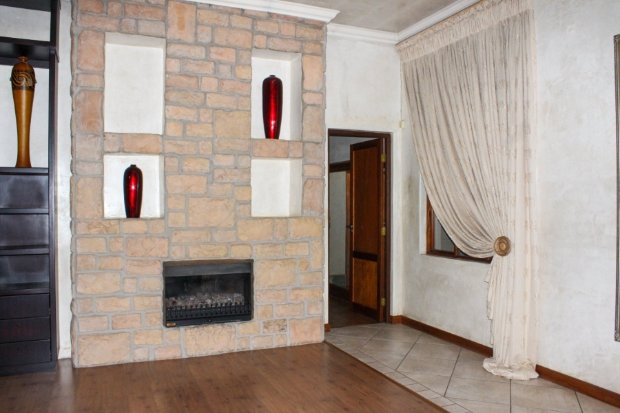 3 Bedroom Property for Sale in Eldoraigne Gauteng