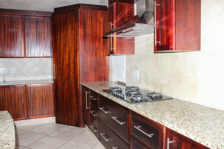 3 Bedroom Property for Sale in Eldoraigne Gauteng