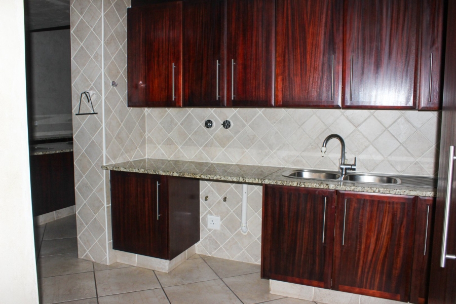 3 Bedroom Property for Sale in Eldoraigne Gauteng
