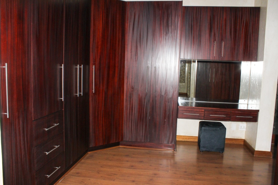 3 Bedroom Property for Sale in Eldoraigne Gauteng