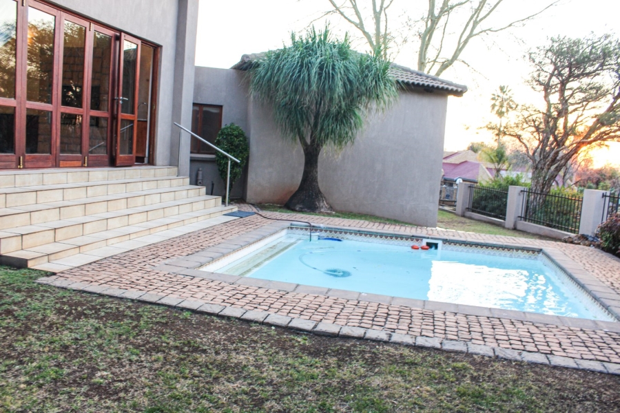 3 Bedroom Property for Sale in Eldoraigne Gauteng