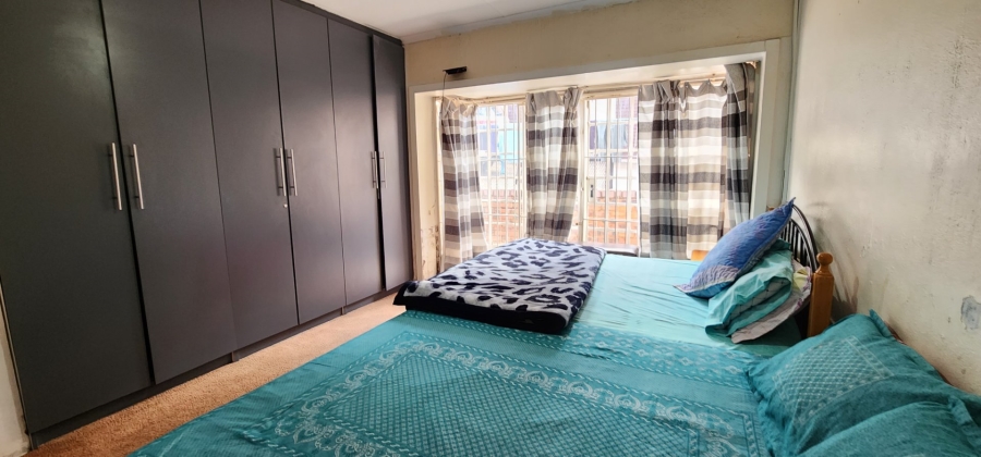 4 Bedroom Property for Sale in Laudium Gauteng