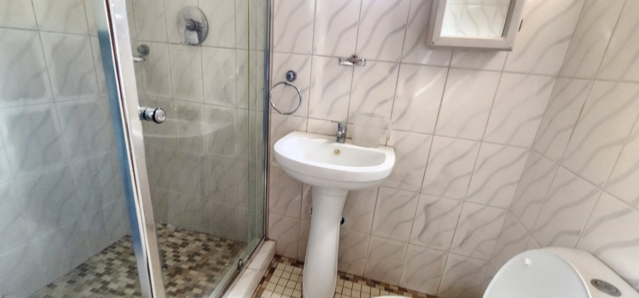 4 Bedroom Property for Sale in Laudium Gauteng