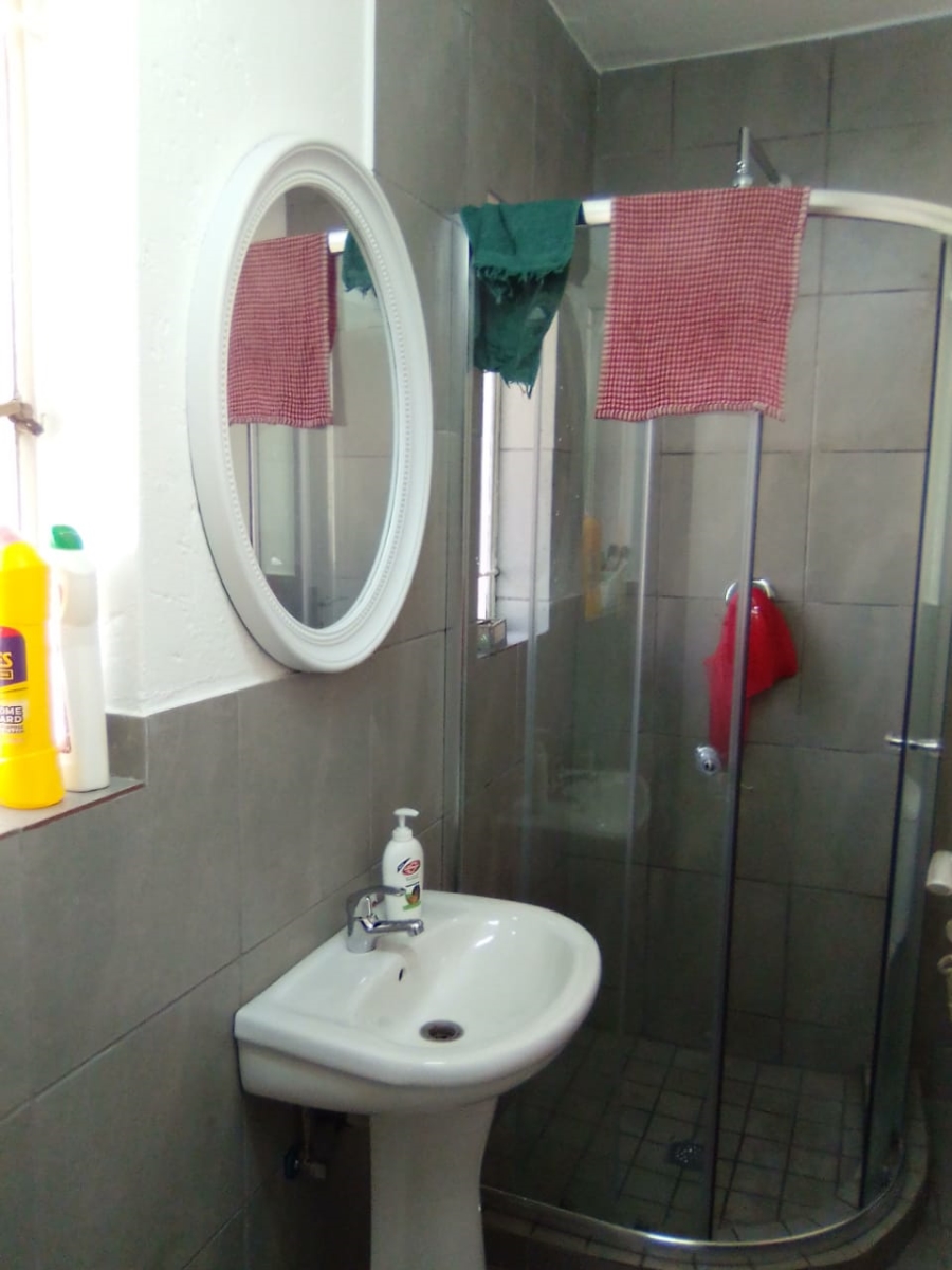1 Bedroom Property for Sale in Highveld Gauteng