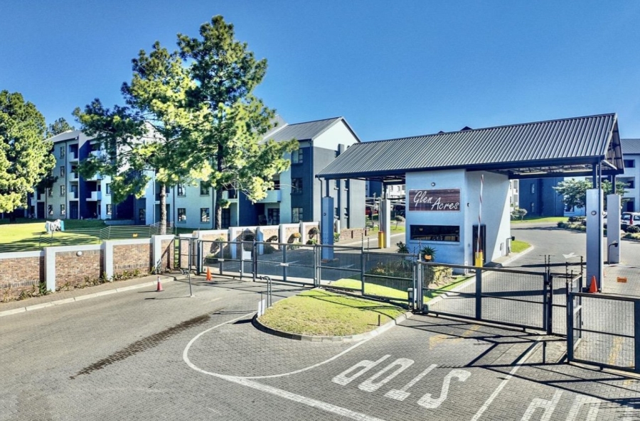 1 Bedroom Property for Sale in Glen Austin Gauteng
