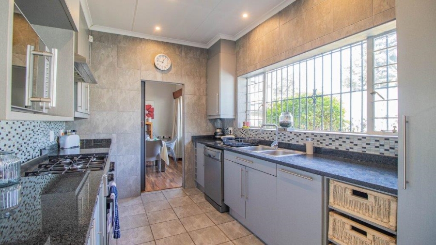3 Bedroom Property for Sale in Edleen Gauteng