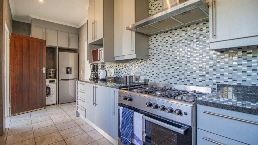 3 Bedroom Property for Sale in Edleen Gauteng