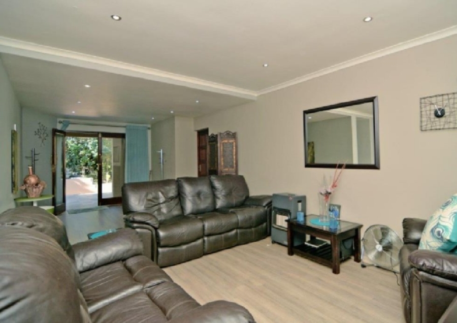 11 Bedroom Property for Sale in Rangeview Gauteng
