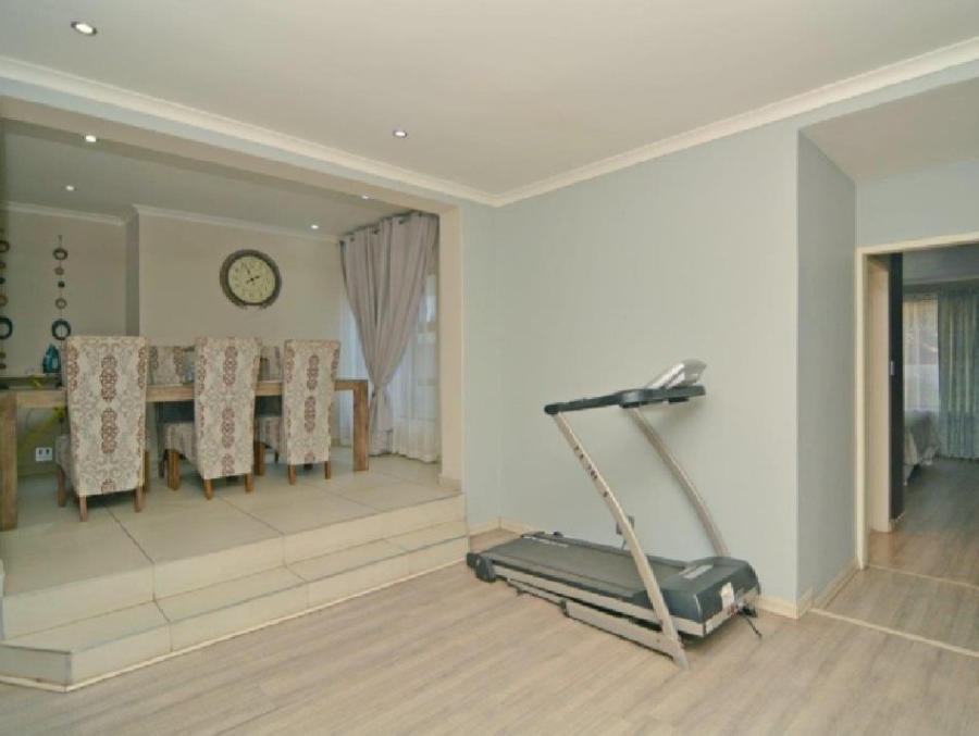 11 Bedroom Property for Sale in Rangeview Gauteng