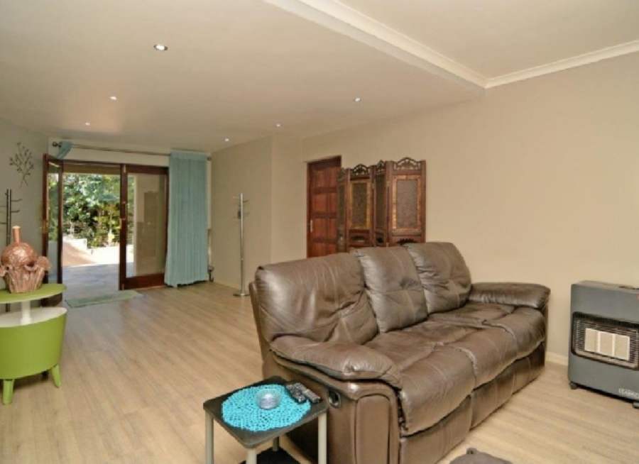 11 Bedroom Property for Sale in Rangeview Gauteng