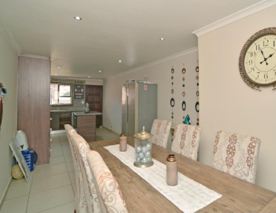 11 Bedroom Property for Sale in Rangeview Gauteng