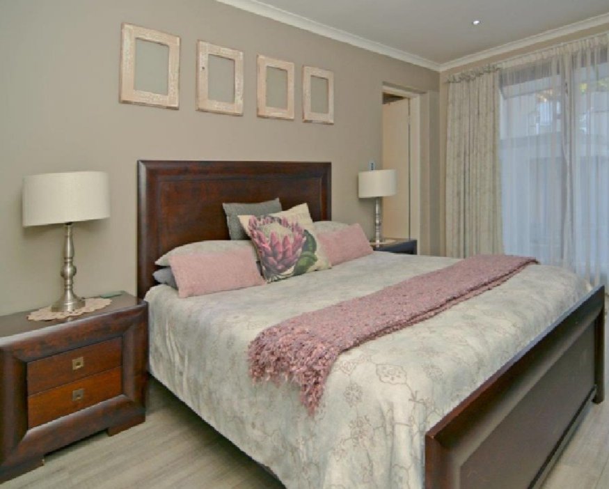 11 Bedroom Property for Sale in Rangeview Gauteng