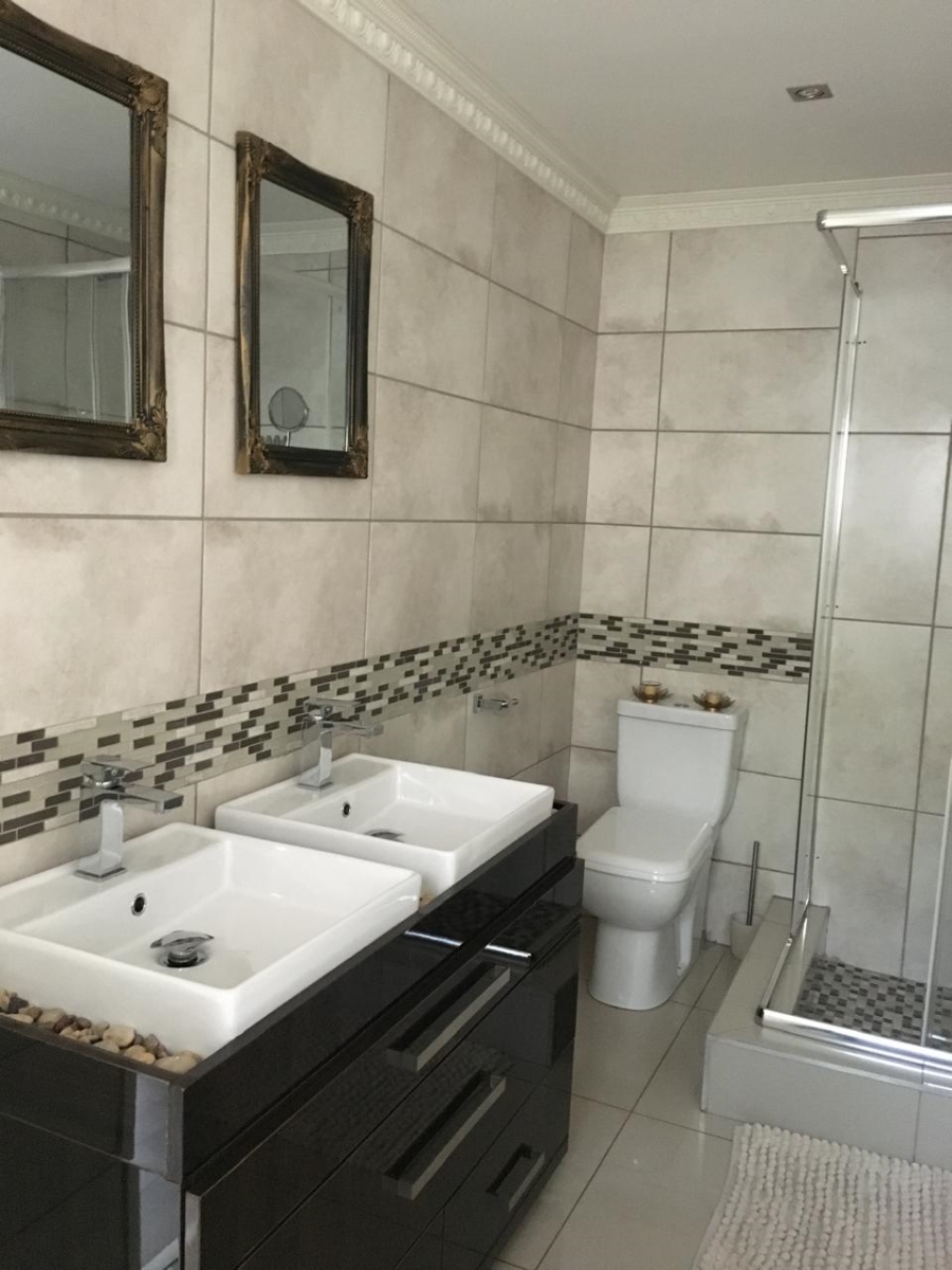 11 Bedroom Property for Sale in Rangeview Gauteng