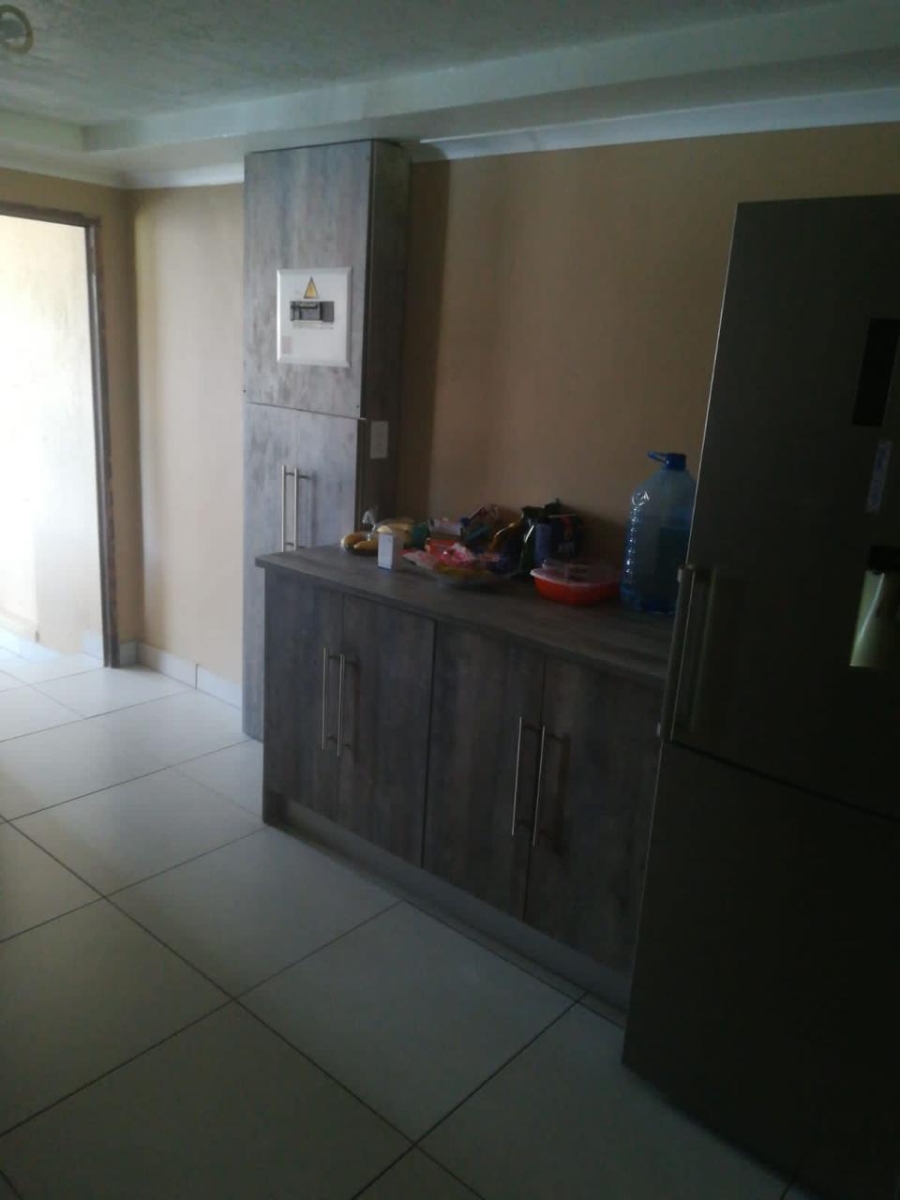 11 Bedroom Property for Sale in Rangeview Gauteng