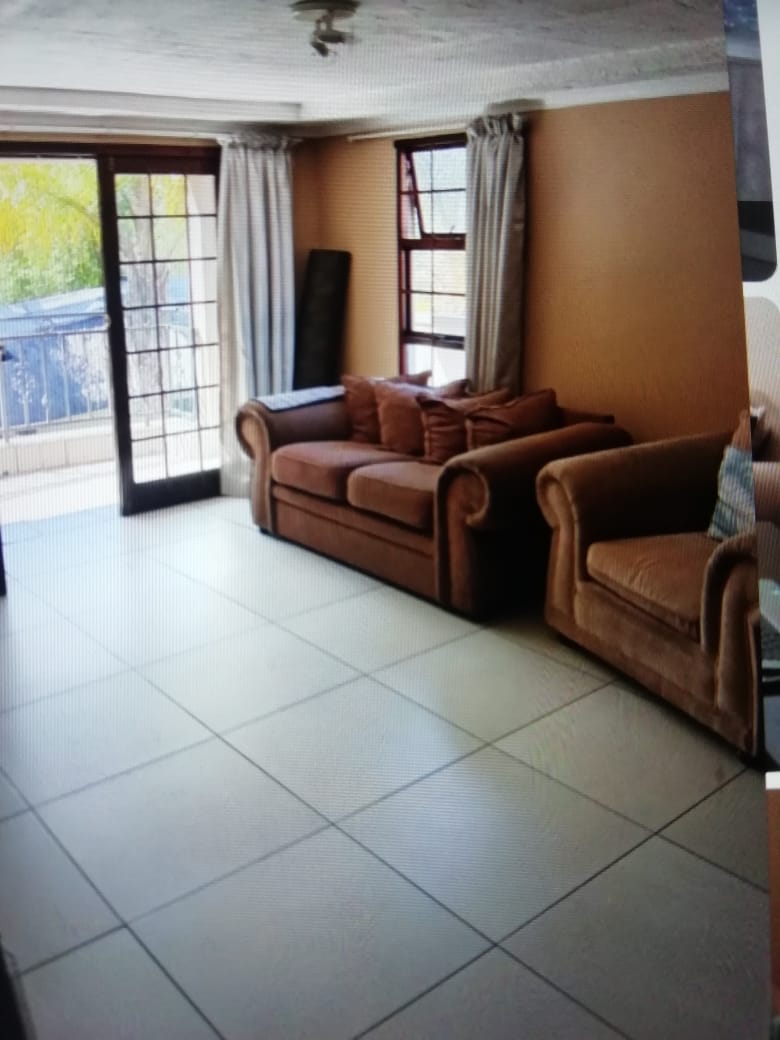 11 Bedroom Property for Sale in Rangeview Gauteng